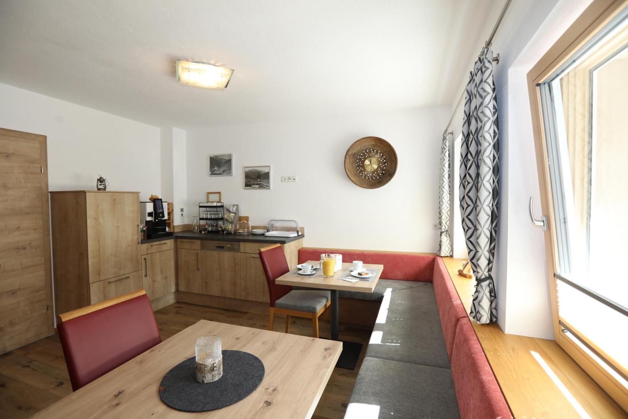 Bed and Breakfast Haus Maria Герлос Экстерьер фото